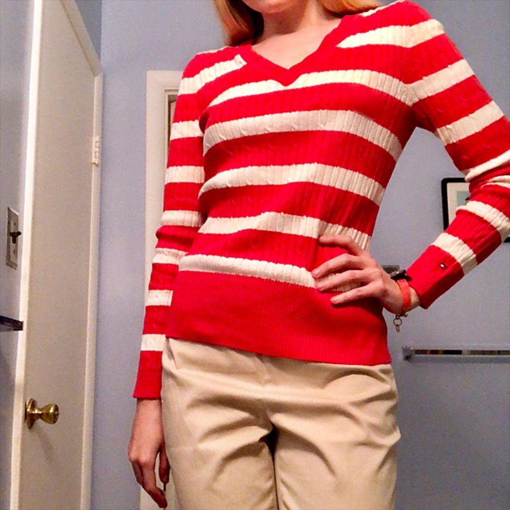 🇺🇸 Tommy Hilfiger Stripes Pink V-Neck Sweater - Picture 1 of 3